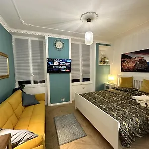 Aquarium Exclusive Loft - Private Parking Appartamento